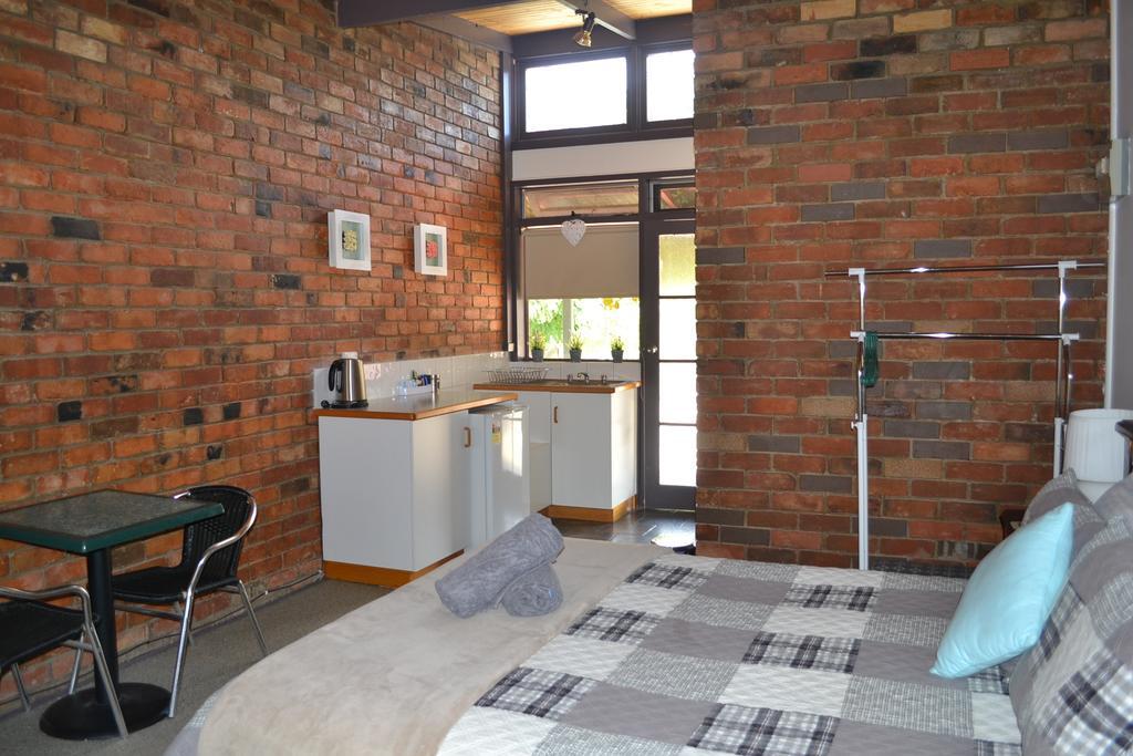 Colonial Bank Motel Omeo 部屋 写真