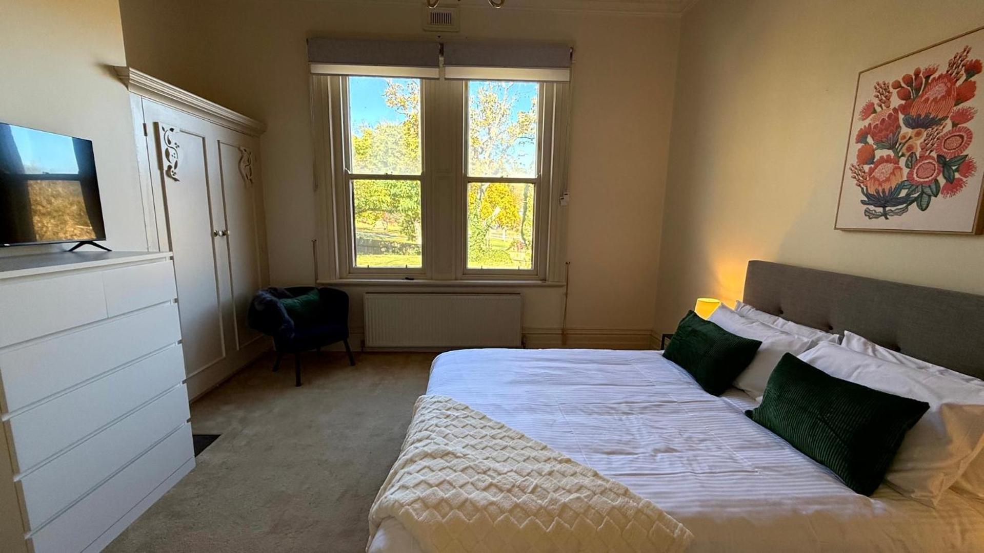Colonial Bank Motel Omeo エクステリア 写真