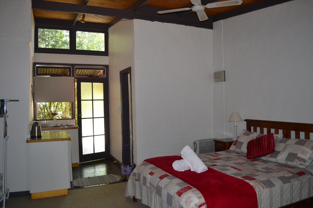Colonial Bank Motel Omeo 部屋 写真